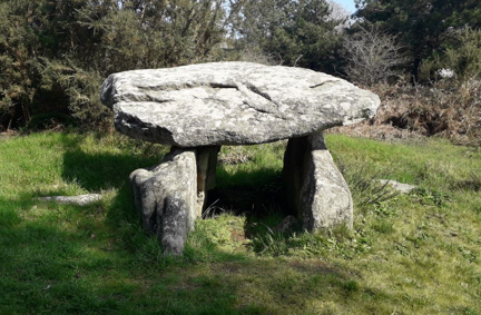 dolmen simple